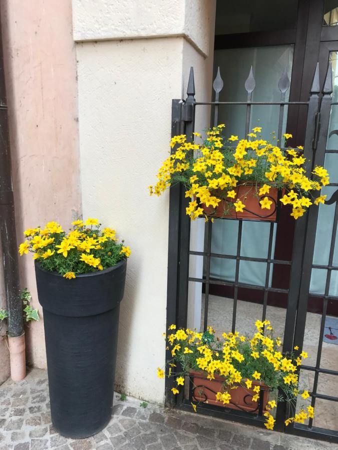 Kindly Roberta Centro Storico Peschiera,Lago Relax Peschiera del Garda Zewnętrze zdjęcie